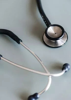 Illustration article Départ en retraite du Docteur TROUVÉ
